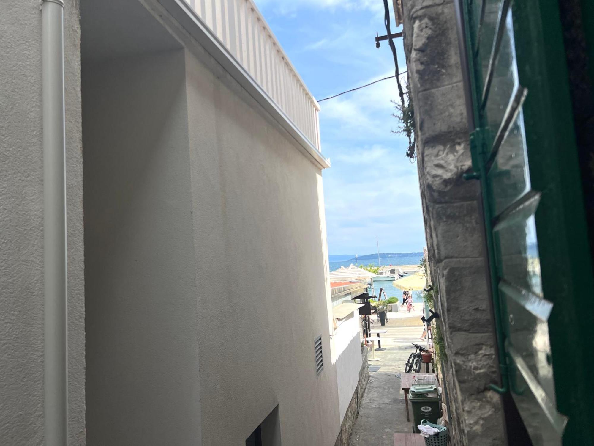 Apartman Lucijan Kastela Exterior photo