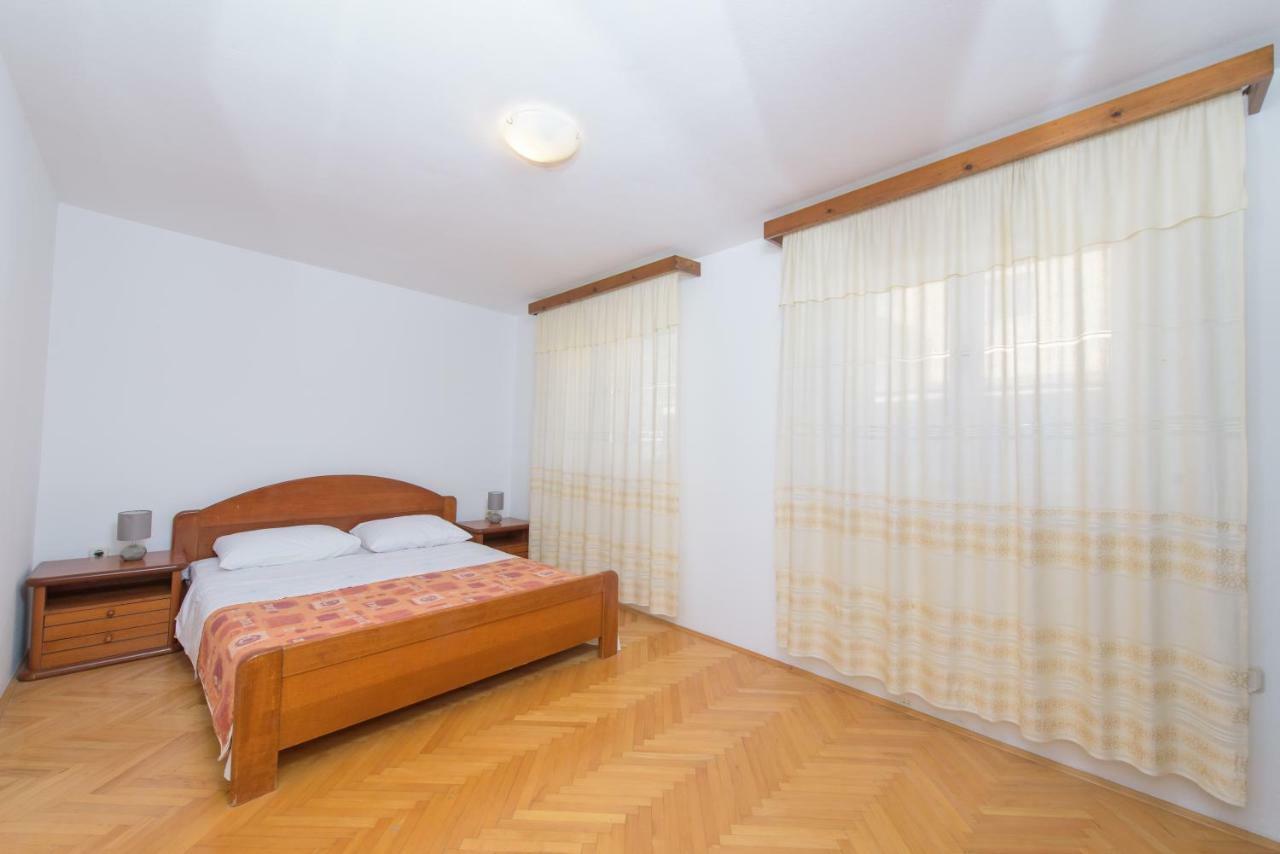 Apartman Lucijan Kastela Exterior photo