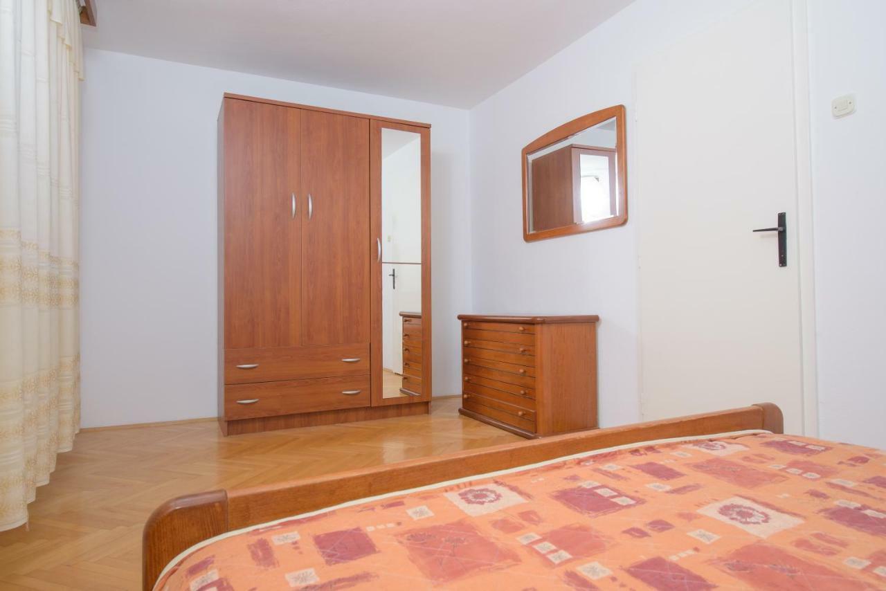 Apartman Lucijan Kastela Exterior photo